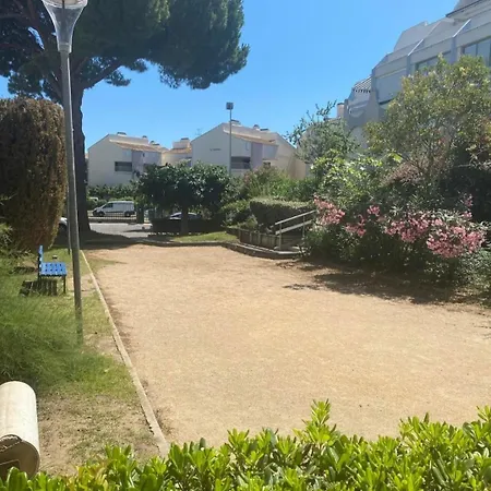 Apartmán Cosy Avec Piscines A 5 Min De La Le Grau-du-Roi